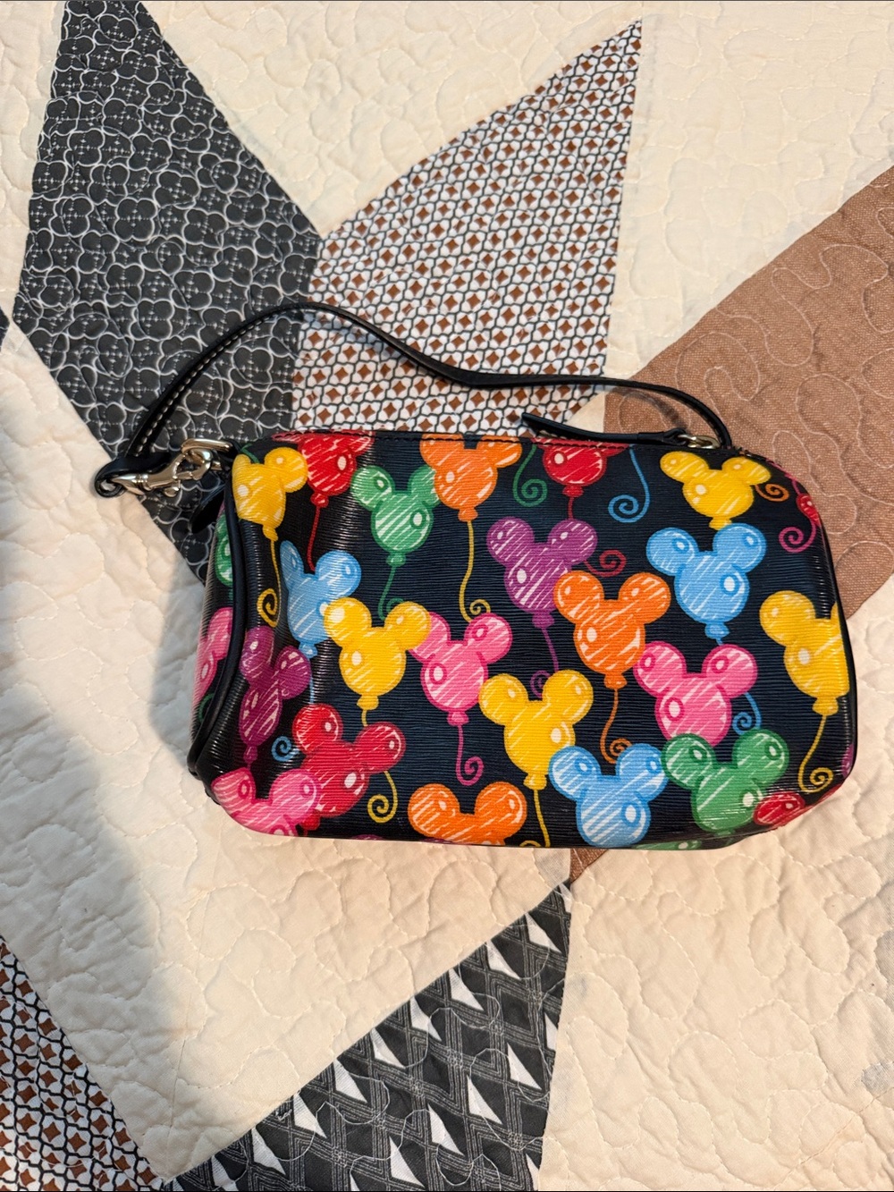 Dooney & Bourke Black Multicolor Mickey Balloon Wristlet *see description* - Picture 4 of 9
